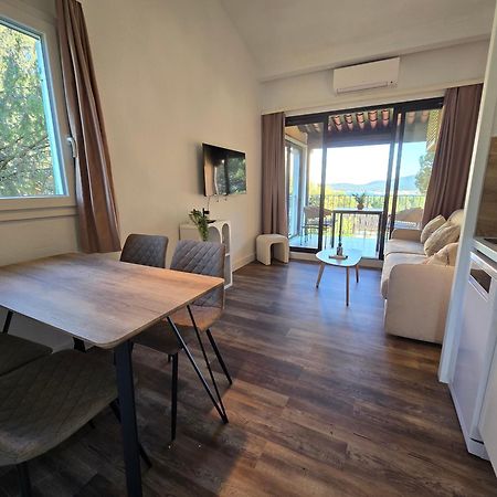 Chez Adriana Studio Vue Mer Avec Piscine Гримо Экстерьер фото